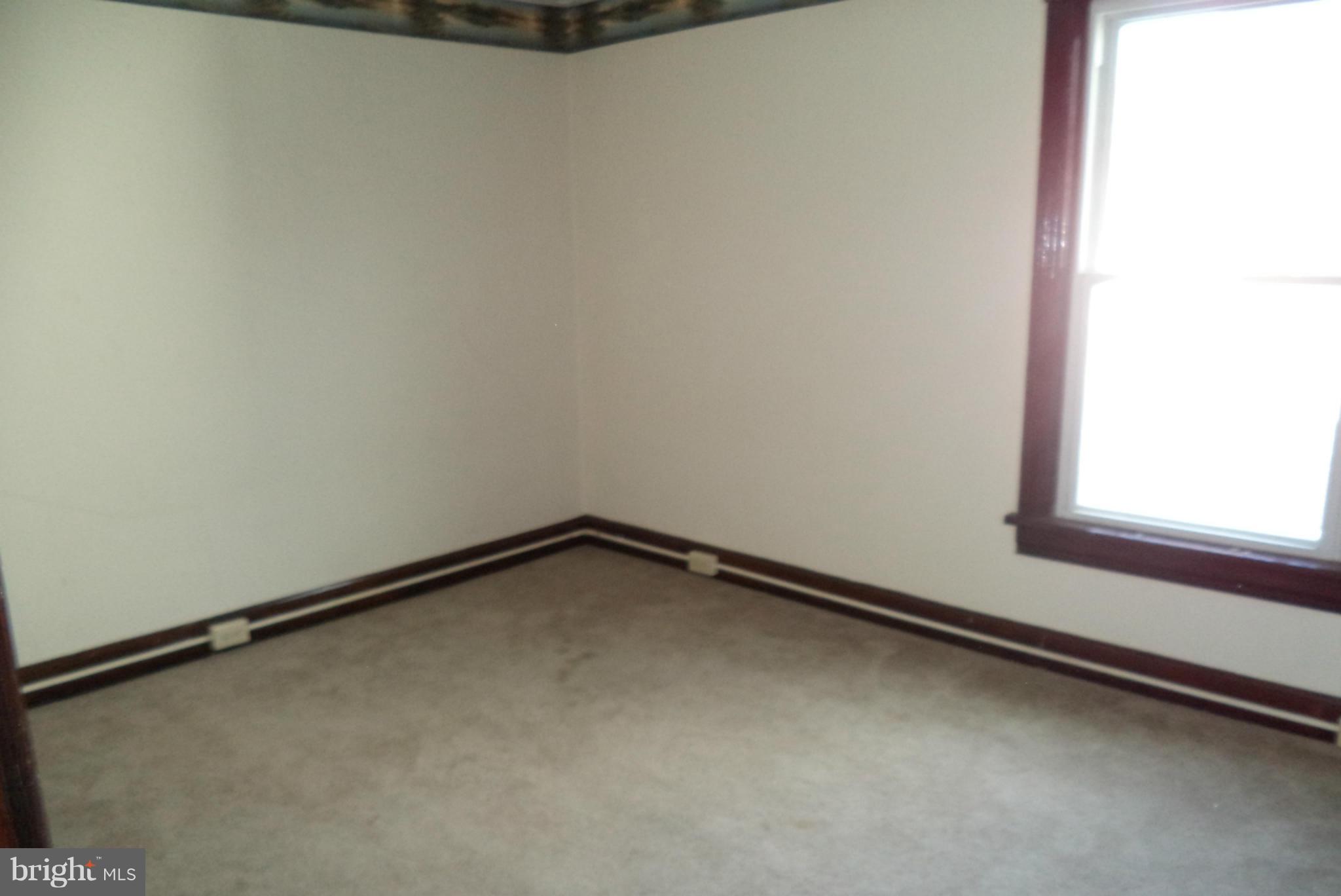437 Ridge Avenue Hagerstown, MD 21740 - Photo 13 of 17 Bedroom