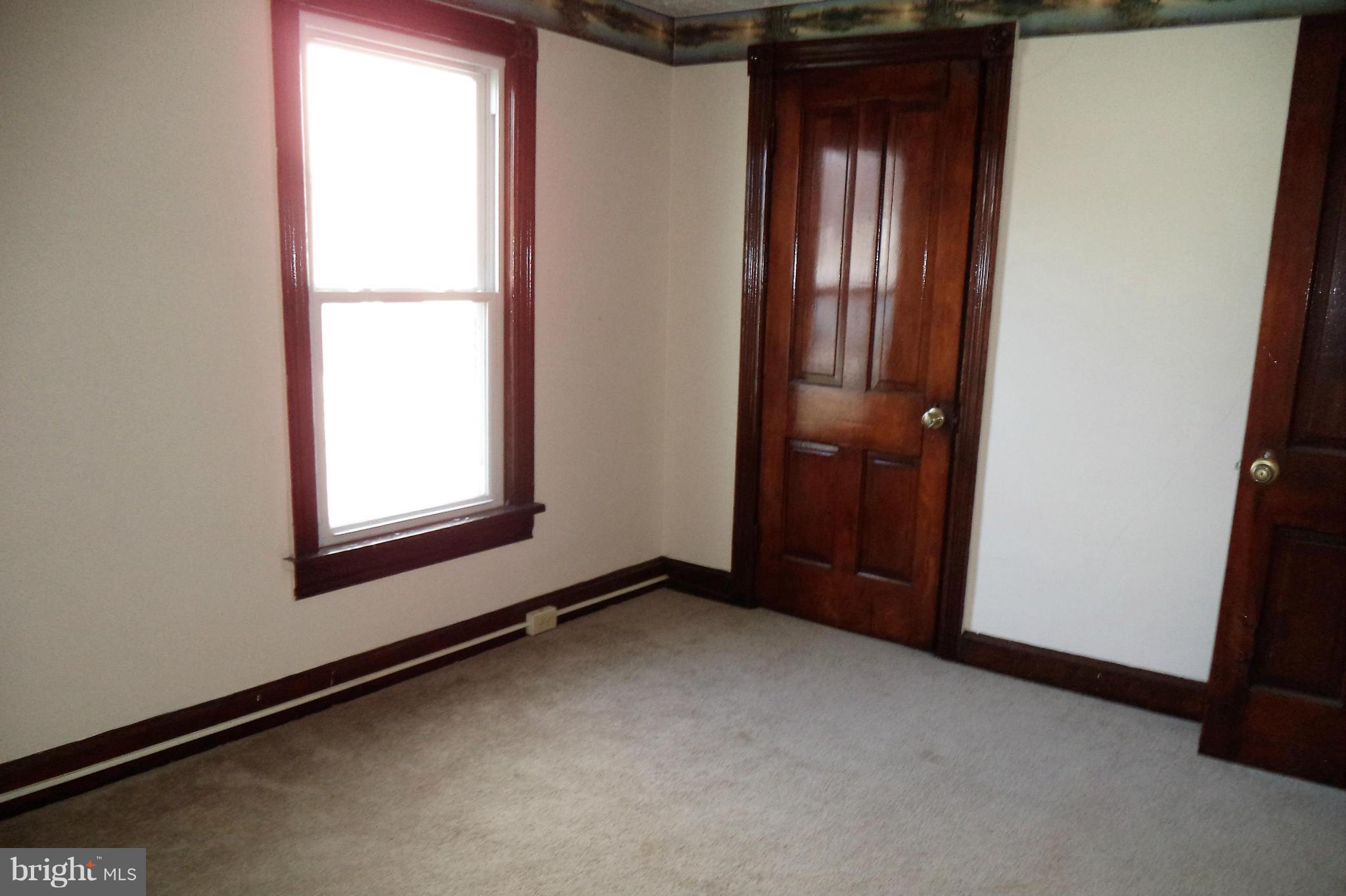 437 Ridge Avenue Hagerstown, MD 21740 - Photo 14 of 17 Bedroom