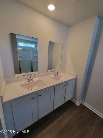 $2,400 | 302 Red Cedar Drive, Sneads Ferry, NC 28460