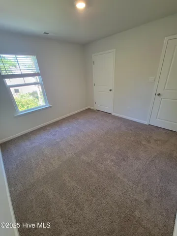 $2,400 | 302 Red Cedar Drive, Sneads Ferry, NC 28460