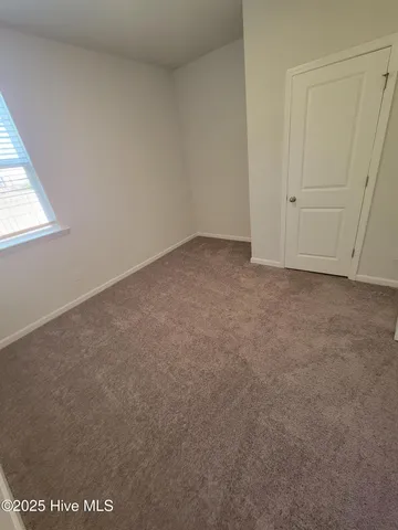 $2,400 | 302 Red Cedar Drive, Sneads Ferry, NC 28460