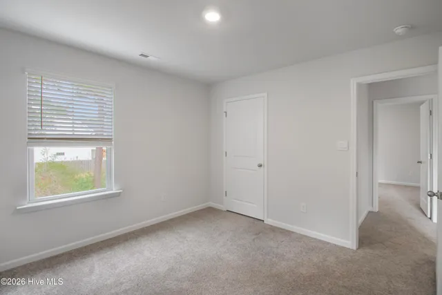 $2,400 | 302 Red Cedar Drive, Sneads Ferry, NC 28460