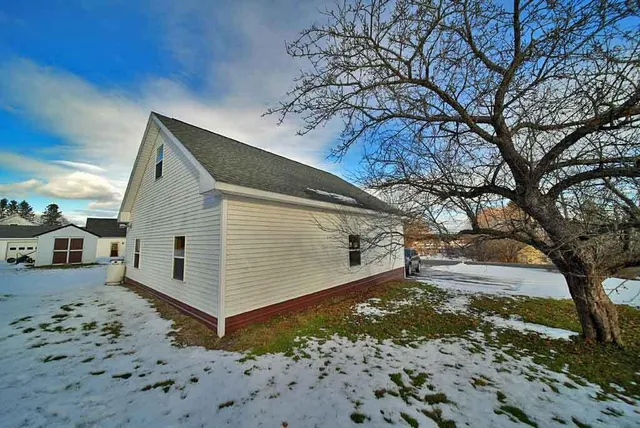 $159,900 | 392 U.S. Rte 1, Monticello, ME 04760