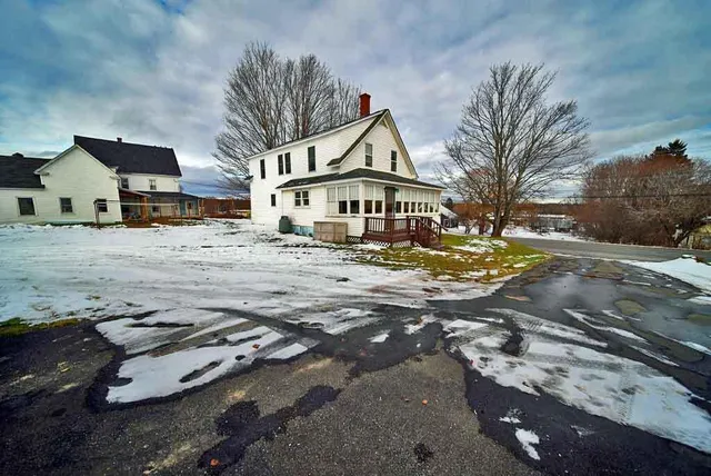 $159,900 | 392 U.S. Rte 1, Monticello, ME 04760