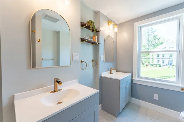 $599,900 | 369 Thompson Road, Thompson, CT 06277