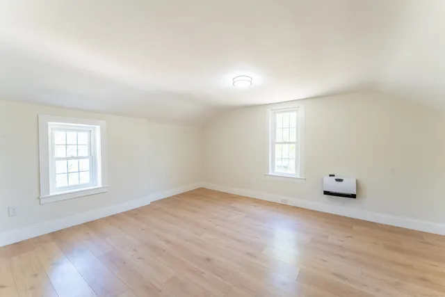 $599,900 | 369 Thompson Road, Thompson, CT 06277