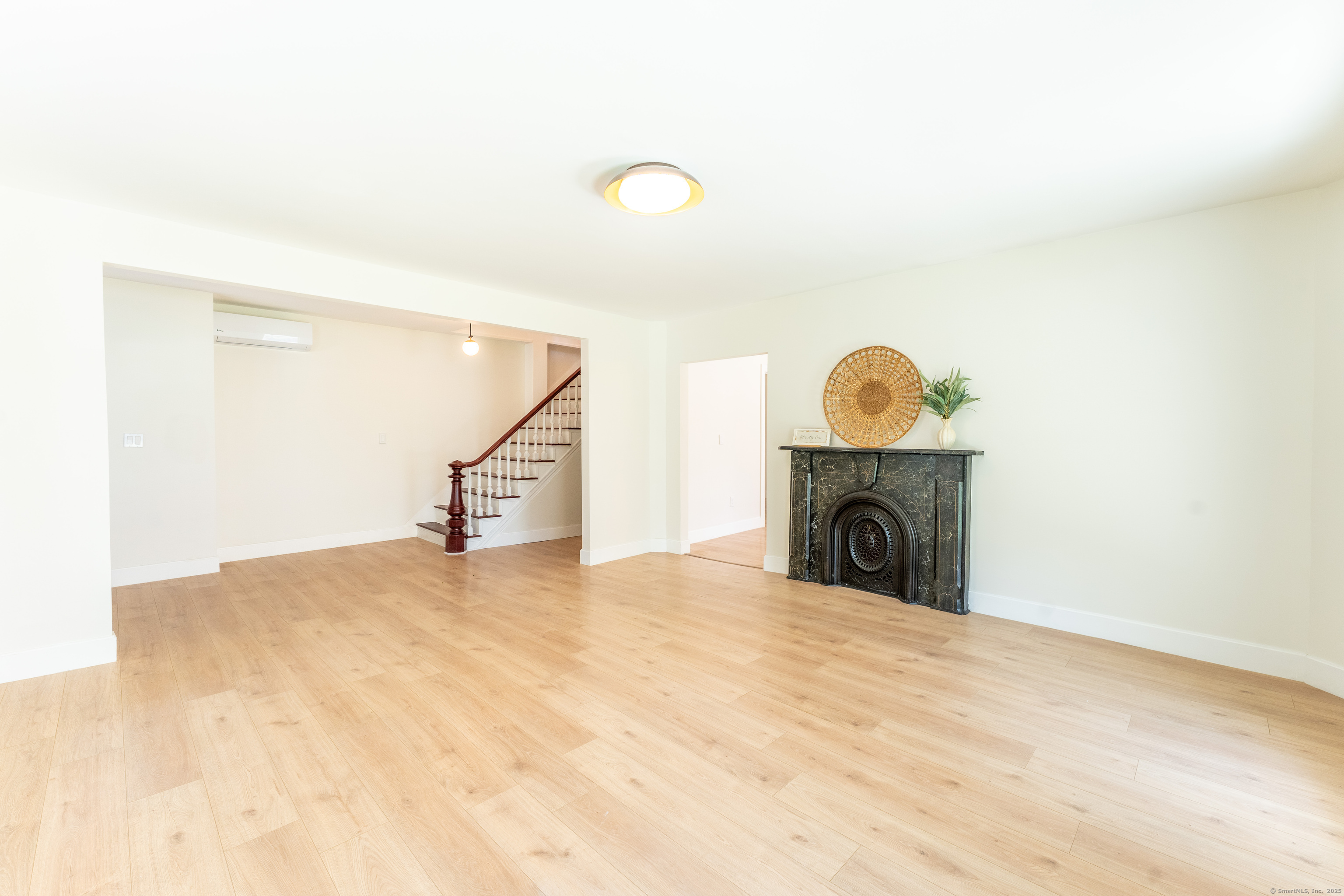 369 Thompson Road Thompson, CT 06277 - Photo 5 of 40