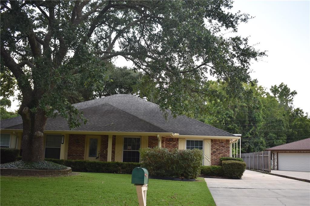 243 Devon Road Laplace, LA 70068 - Photo 1 of 31 Gallery Image 1