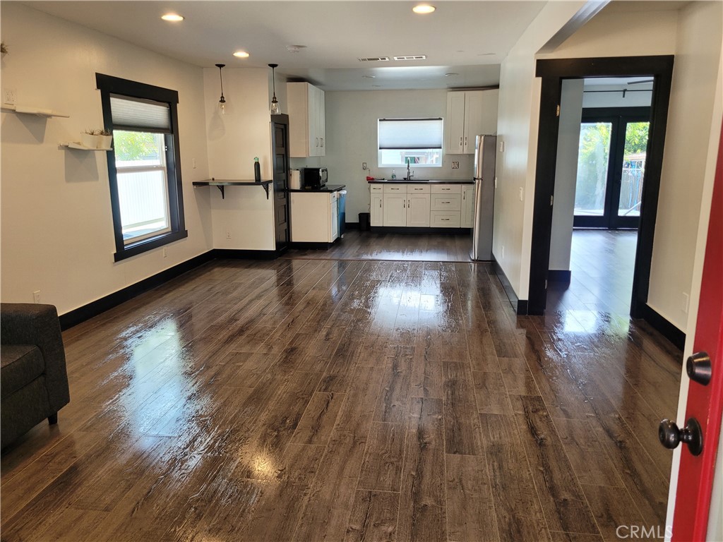 1780 Summit Avenue Pasadena, CA 91103 - Photo 2 of 17