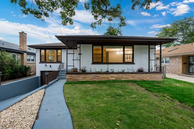 $619,900 | 9539 Lorel Avenue, Skokie, IL 60077