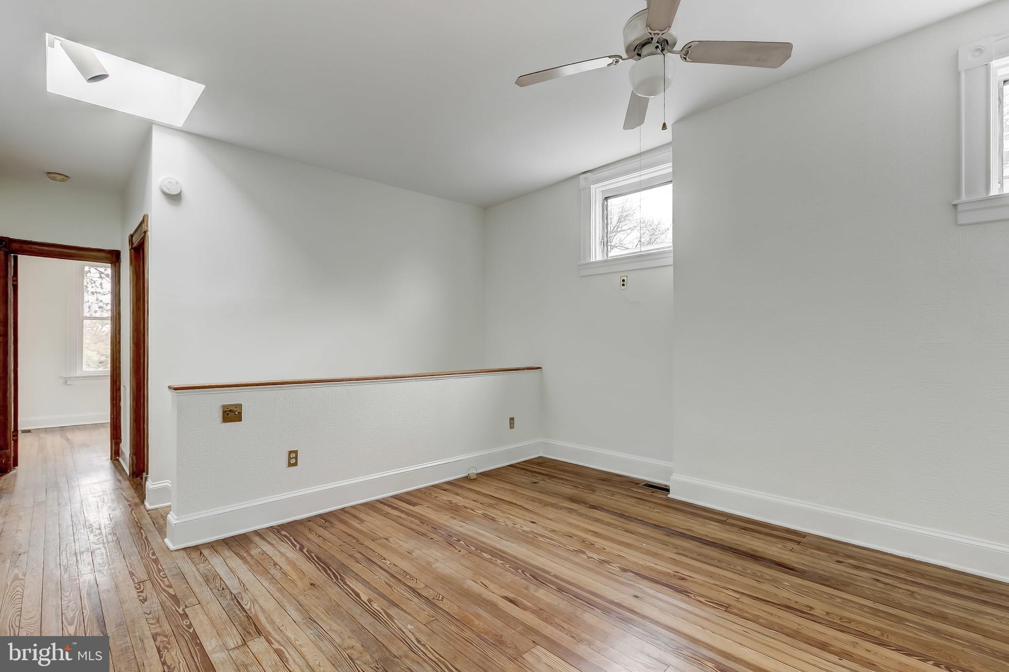 4028 Roland Avenue Baltimore, MD 21211 - Photo 14 of 32