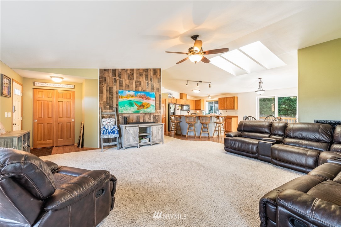 507 Cloquallum Road Elma, WA 98541 - Photo 9 of 29 Gallery Image 9