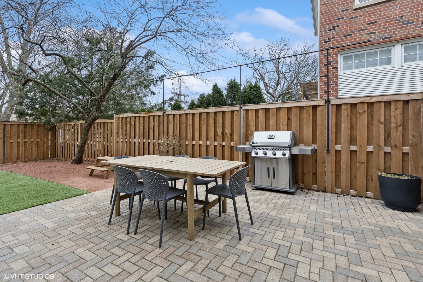 2744 Ridge Avenue Evanston, IL 60201 - Photo 18 of 21