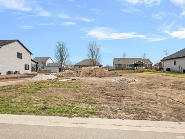 $65,000 | 416 Manor Hill Drive, Chatham, IL 62629