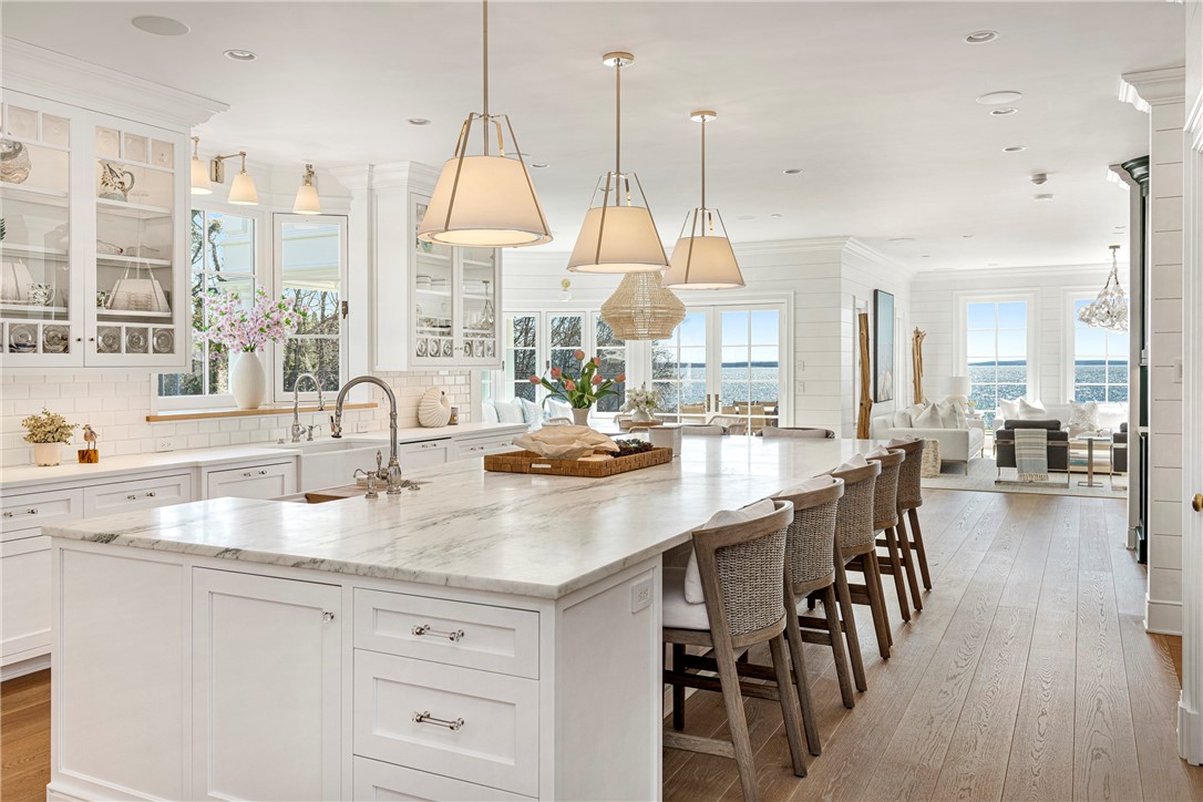 85 Nayatt Road Barrington, RI 02806 - Photo 13 of 50
