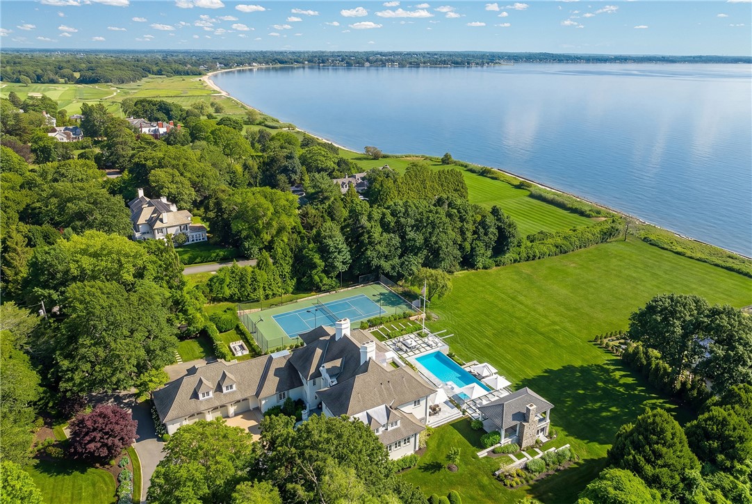 85 Nayatt Road Barrington, RI 02806 - Photo 4 of 50