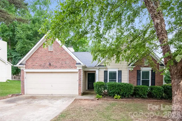 $2,035 | 8625 Flowers Court, Charlotte, NC 28215