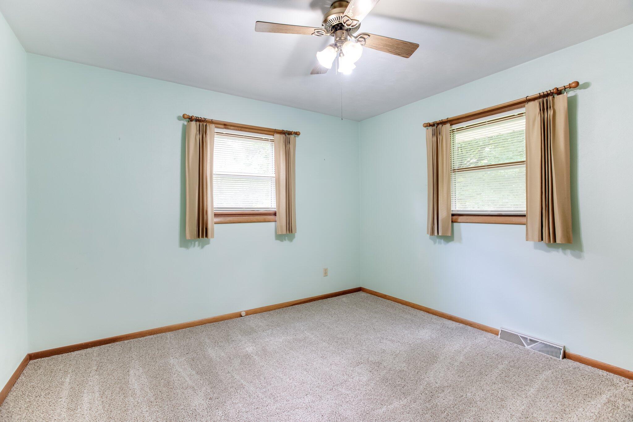 124 Green Gable Road Niles, MI 49120 - Photo 21 of 30 17-web-or-mls-00-16