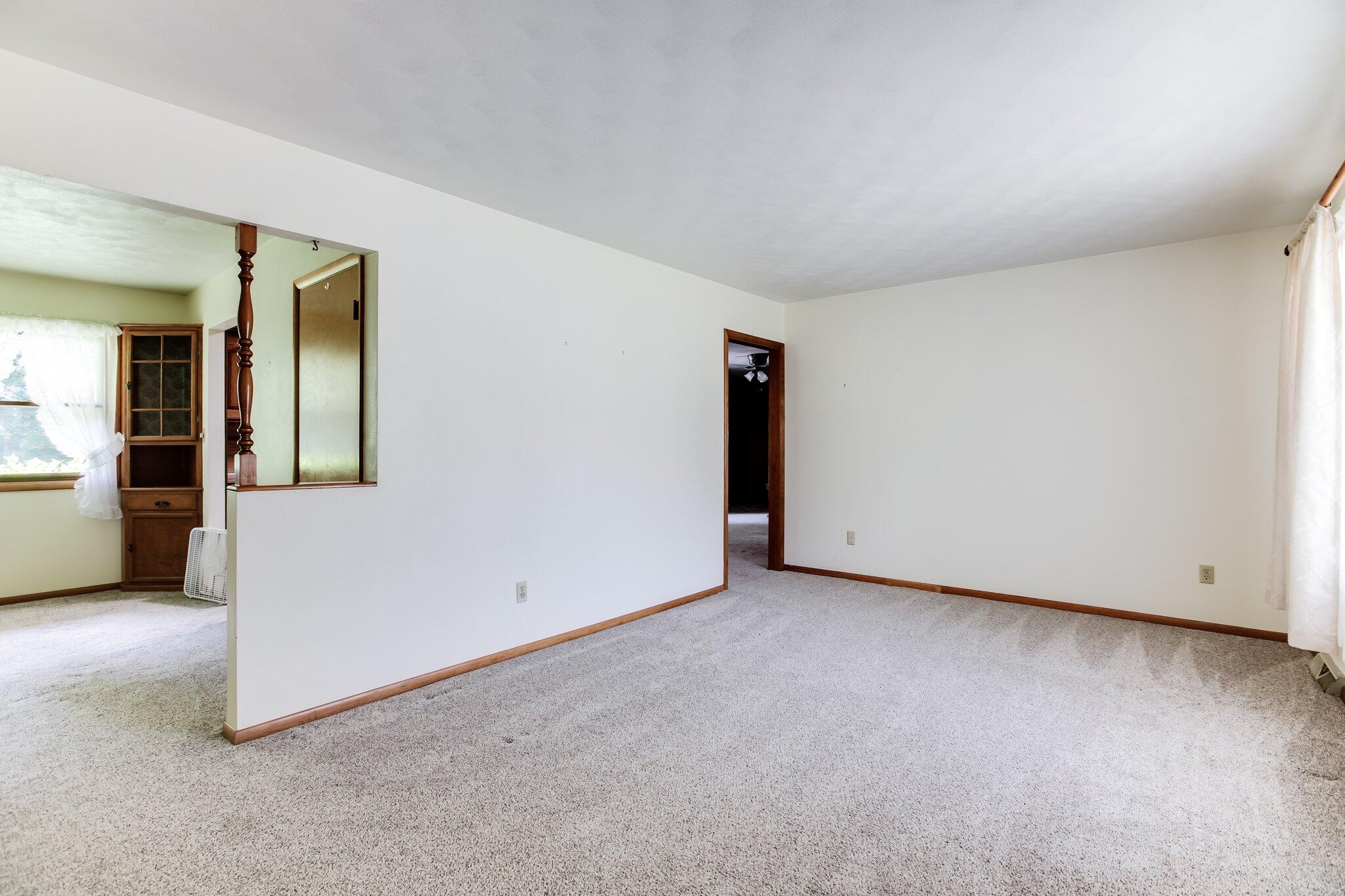 124 Green Gable Road Niles, MI 49120 - Photo 5 of 30 2-web-or-mls-00-1