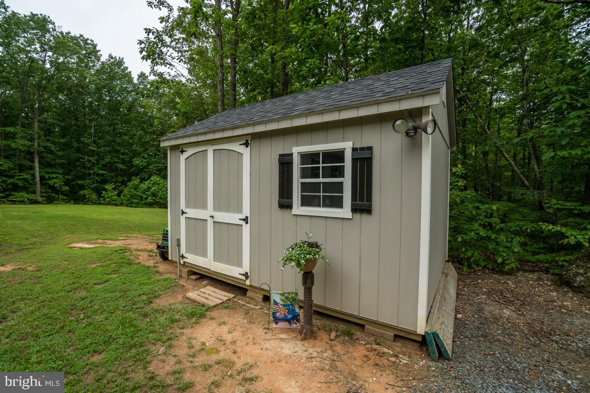 3367 Winding Road Partlow, VA 22534 - Photo 5 of 41