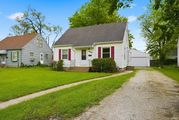 $175,000 | 4405 Plaza Drive, Fort Wayne, IN 46806