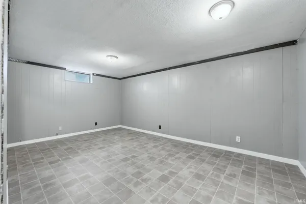 $175,000 | 4405 Plaza Drive, Fort Wayne, IN 46806
