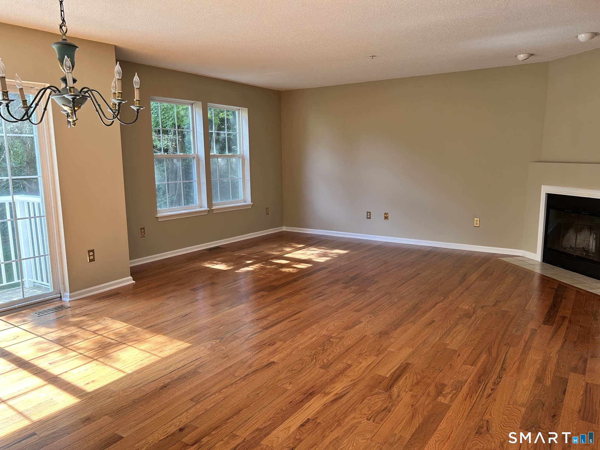 629 Danbury Road, Unit 40 Ridgefield, CT 06877 - Photo 5 of 16 Gallery Image 5