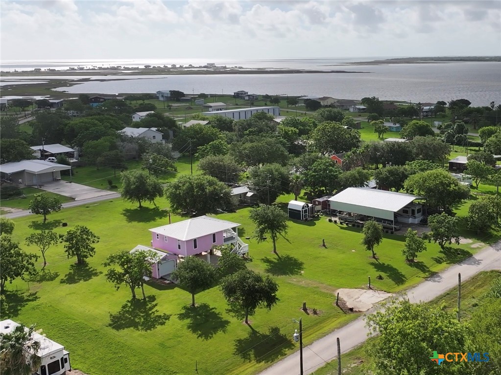 111 Springfield Avenue Port Lavaca, TX 77979 - Photo 5 of 34