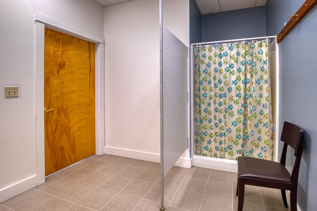 661 Sunset Road Deer Isle, ME 04627 - Photo 15 of 34 24physique--17