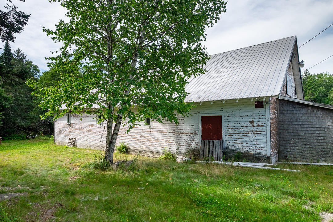 661 Sunset Road Deer Isle, ME 04627 - Photo 30 of 34 09physique-9460
