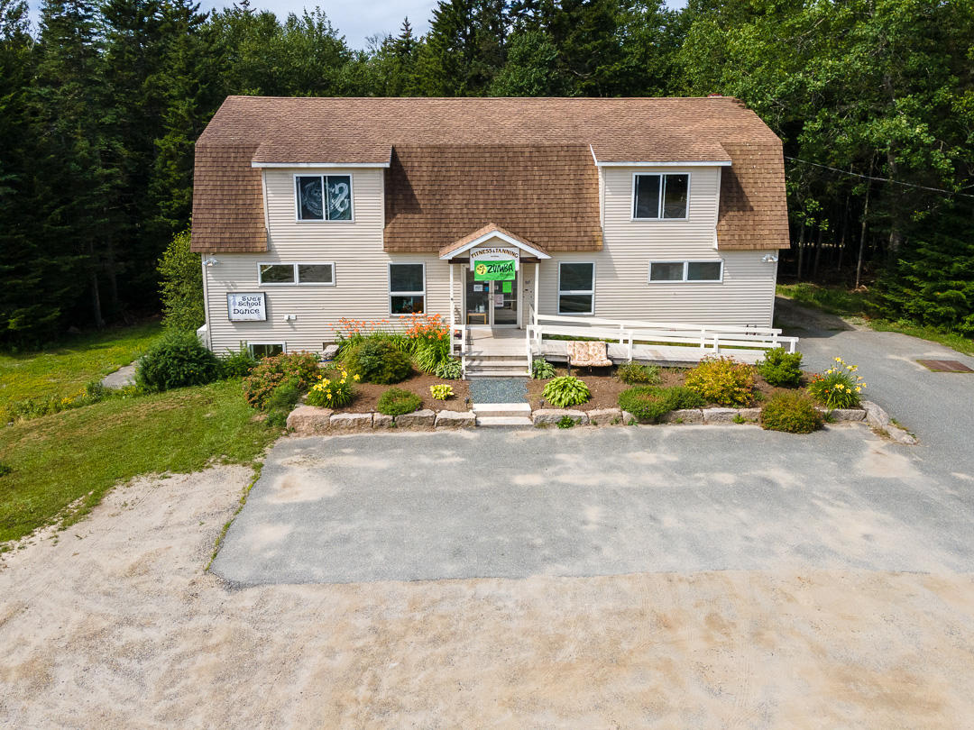 661 Sunset Road Deer Isle, ME 04627 - Photo 4 of 34 15physique_drone-3