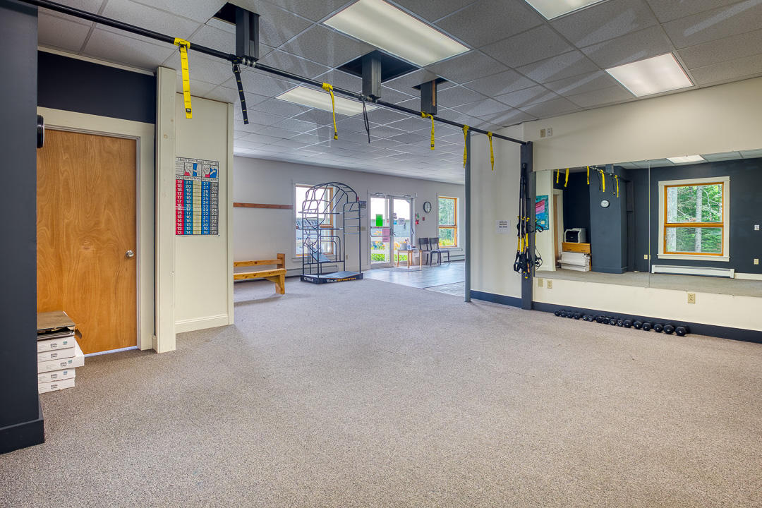 661 Sunset Road Deer Isle, ME 04627 - Photo 10 of 34 18physique--11