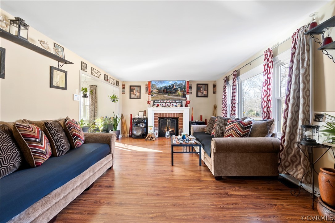 2741 Dundas Road Richmond, VA 23237 - Photo 3 of 40 Gallery Image 3