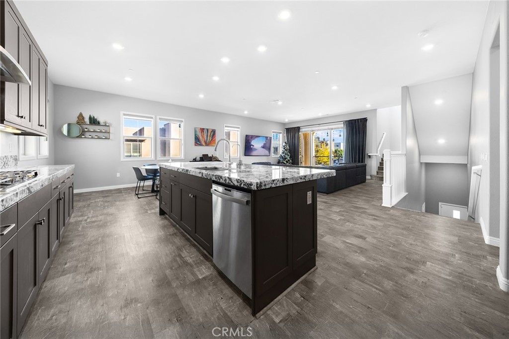 115 Frame Irvine, CA 92618 - Photo 13 of 70
