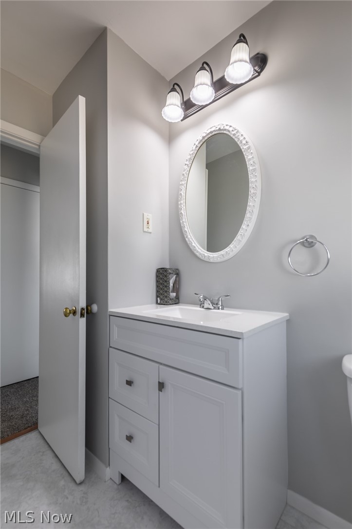 744 Pendley Road Willowick, OH 44095 - Photo 11 of 26 Gallery Image 11