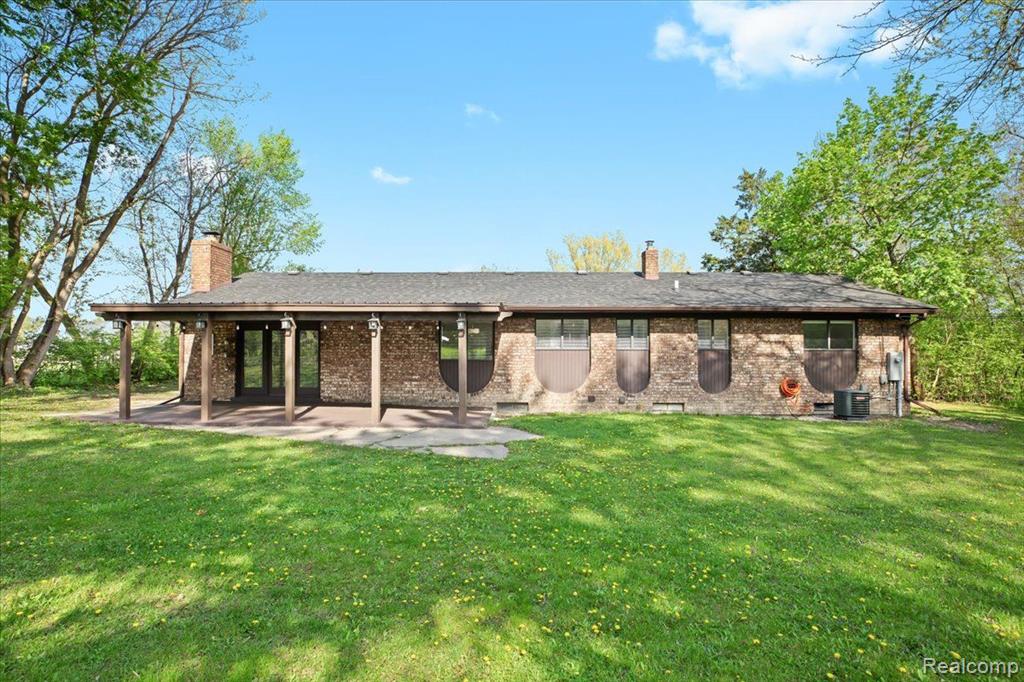 20937 Halsted Road Farmington Hills, MI 48167 - Photo 27 of 33