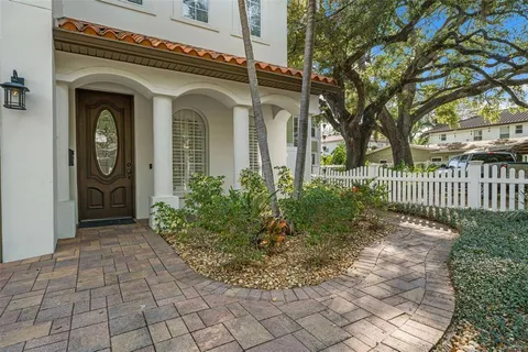 $1,600,000 | 3504 West Barcelona Street, Tampa, FL 33629