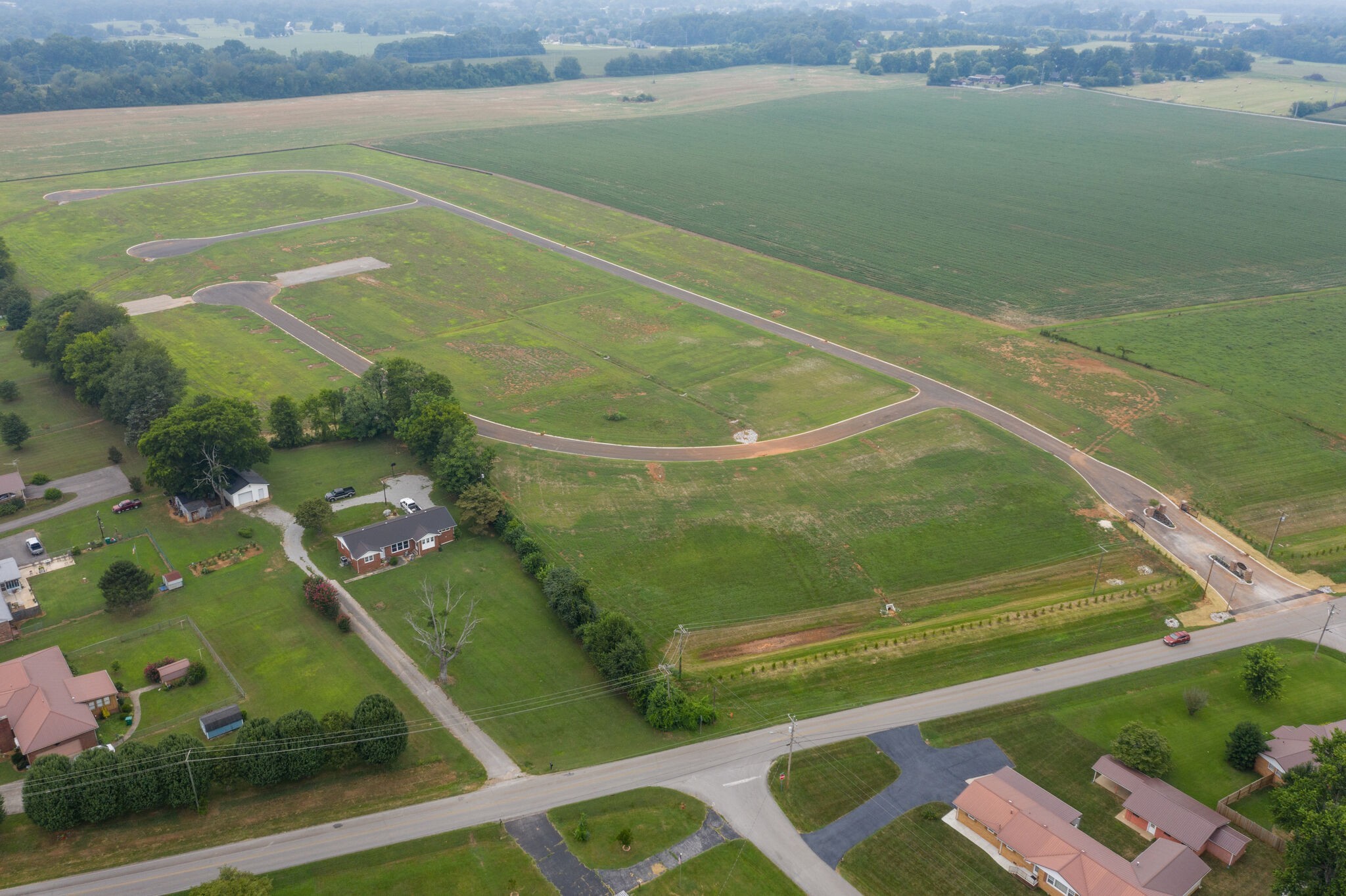 a view of a tennis court