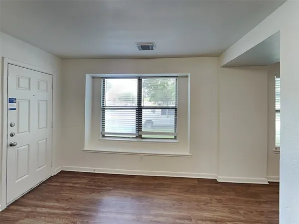 $1,810 | 9510 Juniper Pl Court, Houston, TX 77075