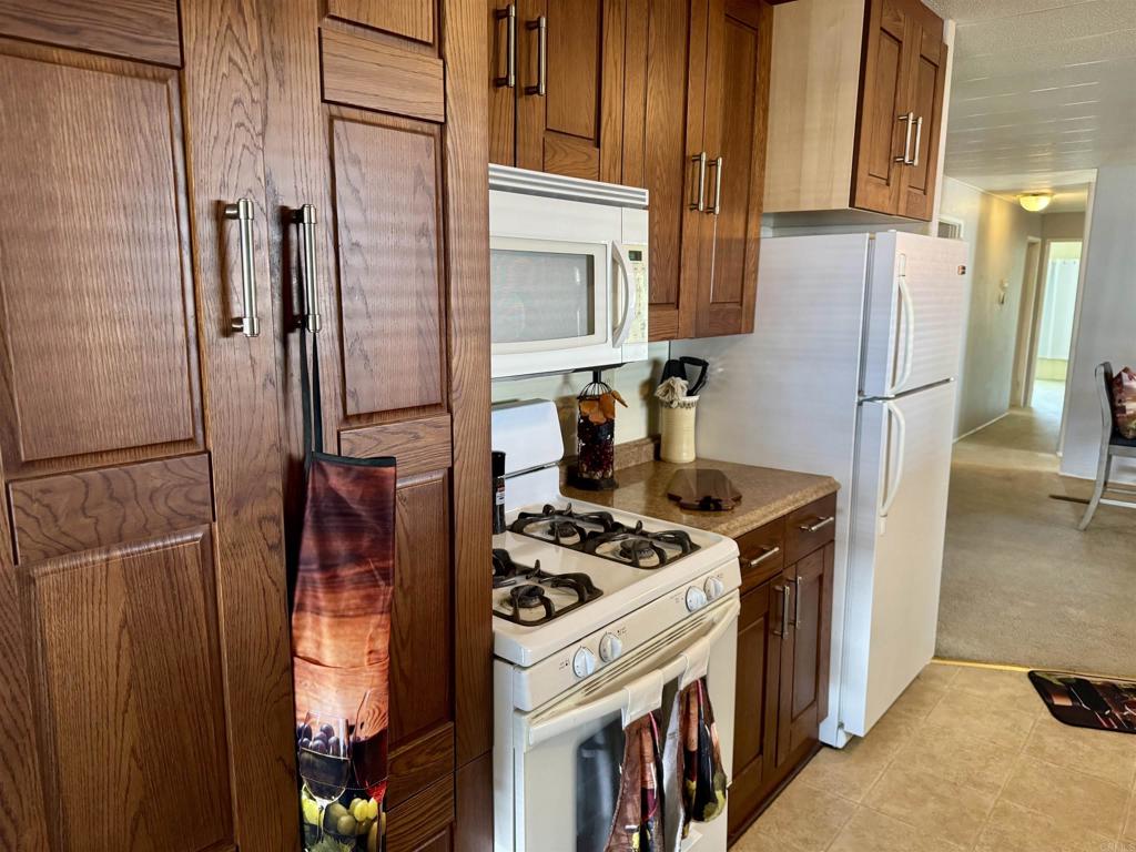 1925 Otay Lakes Road, Unit 39 Chula Vista, CA 91913 - Photo 7 of 33