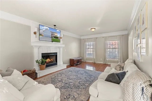 $435,000 | 2213 Southeast 3rd Street, Lee's Summit, MO 64063