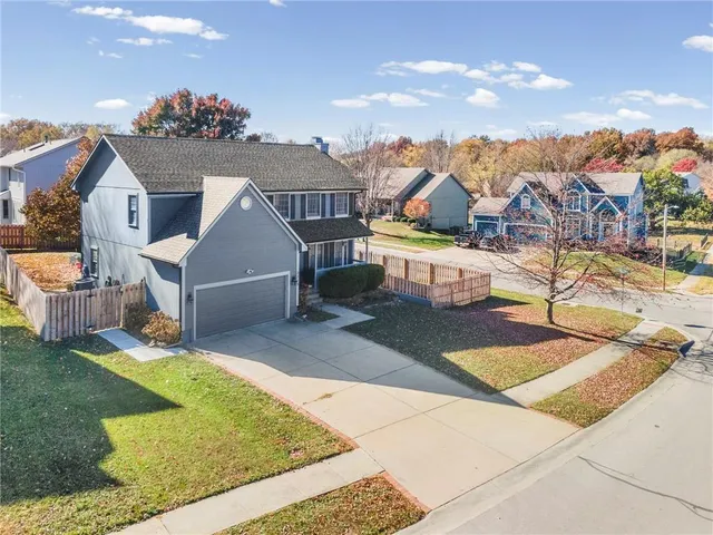 $435,000 | 2213 Southeast 3rd Street, Lee's Summit, MO 64063