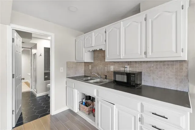 $435,000 | 2213 Southeast 3rd Street, Lee's Summit, MO 64063