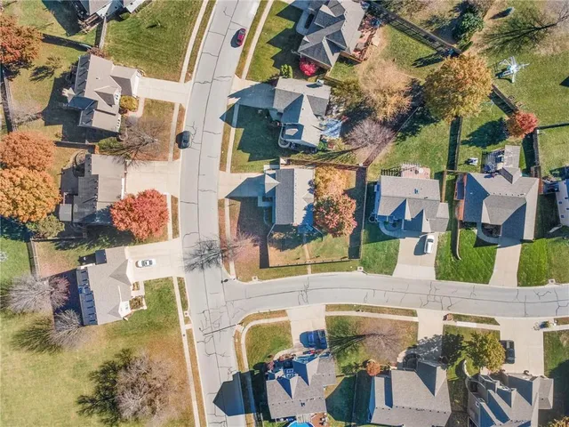 $435,000 | 2213 Southeast 3rd Street, Lee's Summit, MO 64063