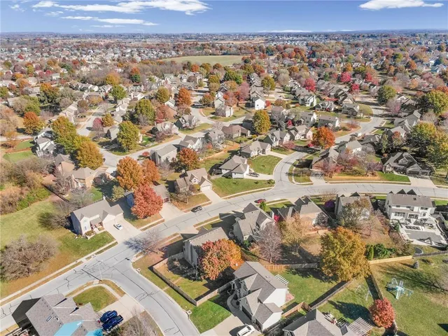 $435,000 | 2213 Southeast 3rd Street, Lee's Summit, MO 64063