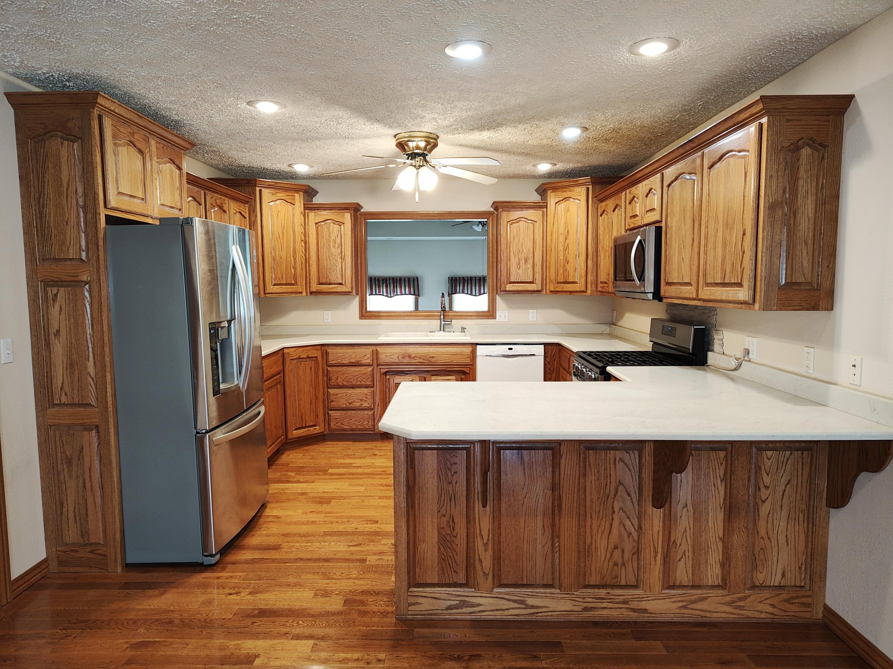 4107 South 118th Road Bolivar, MO 65613 - Photo 9 of 48 Kitchen