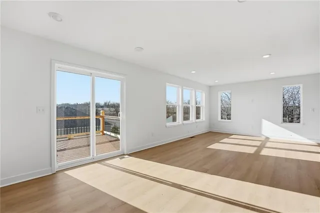 $349,950 | 19721 West 195th Place, Spring Hill, KS 66083