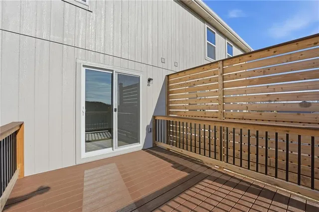 $349,950 | 19721 West 195th Place, Spring Hill, KS 66083