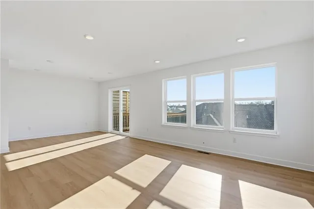 $349,950 | 19721 West 195th Place, Spring Hill, KS 66083