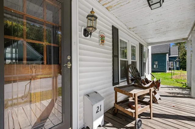 $179,900 | 21 Spring Street, Colebrook, NH 03576